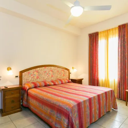 Hotel Agrihotel Elisabetta Collemezzano