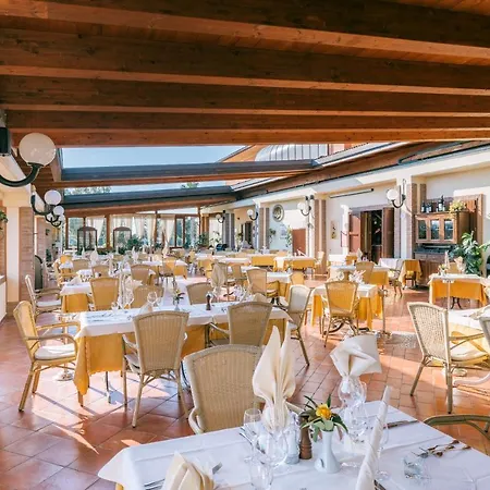 Agrihotel Elisabetta 3*