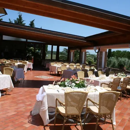 Agrihotel Elisabetta Collemezzano