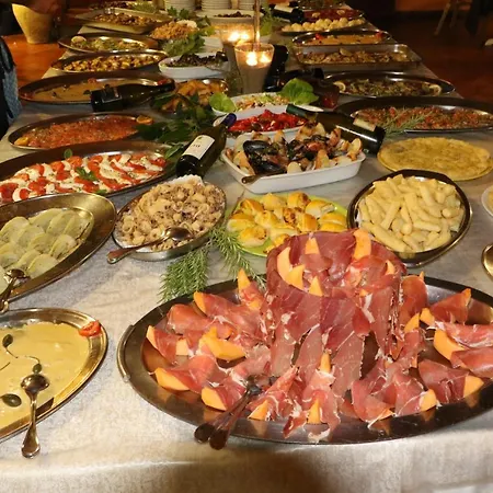 Agrihotel Elisabetta Collemezzano